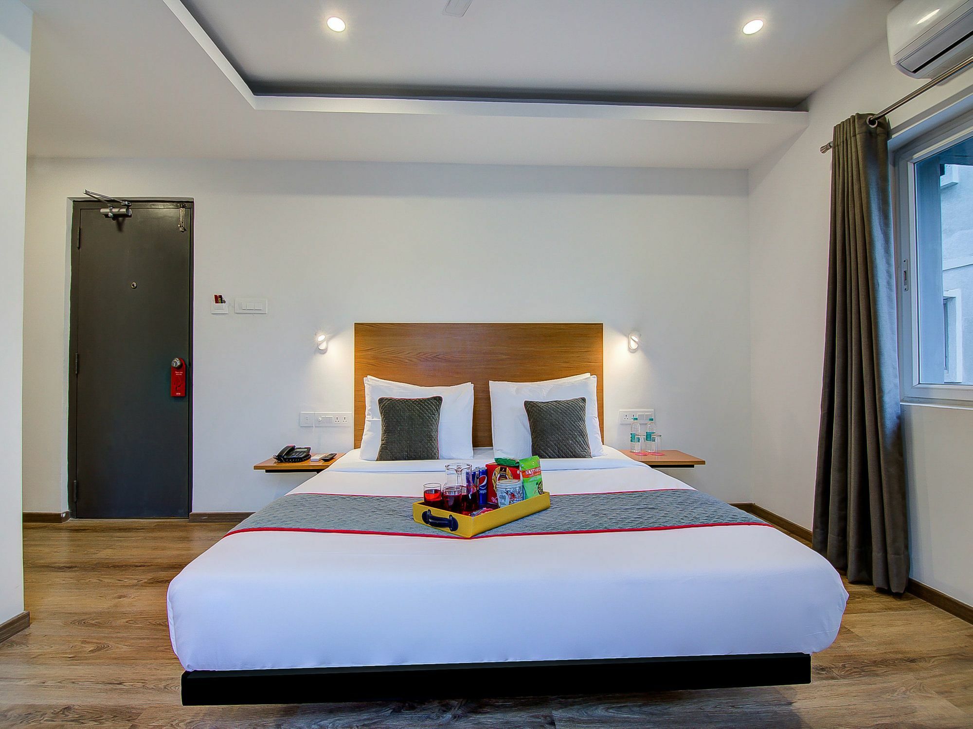 Oyo Townhouse 034 -Halcyon Hitech City Road Hyderabad Ngoại thất bức ảnh