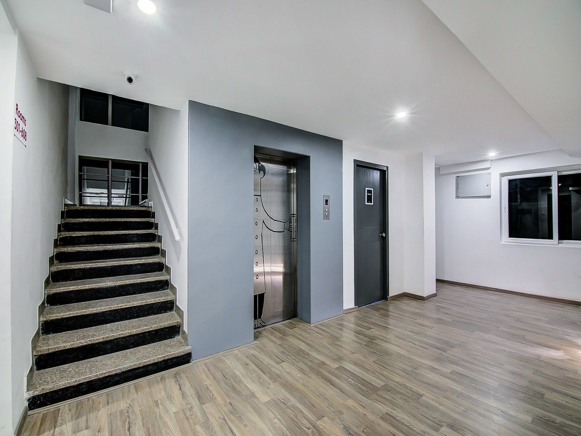 Oyo Townhouse 034 -Halcyon Hitech City Road Hyderabad Ngoại thất bức ảnh